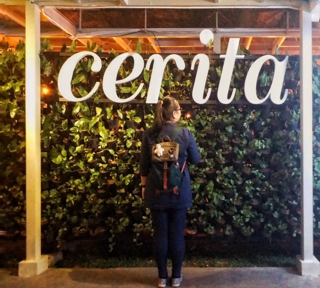 Review Tempat Nongkrong Instagramabel Di Cerita Cafe 